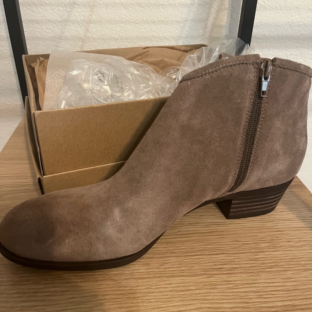 Lucky brand bootie